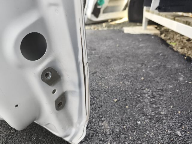 bontott TOYOTA YARIS CROSS Bal első Ajtó (Üres lemez)