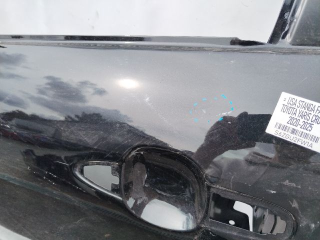 bontott TOYOTA YARIS CROSS Bal első Ajtó (Üres lemez)