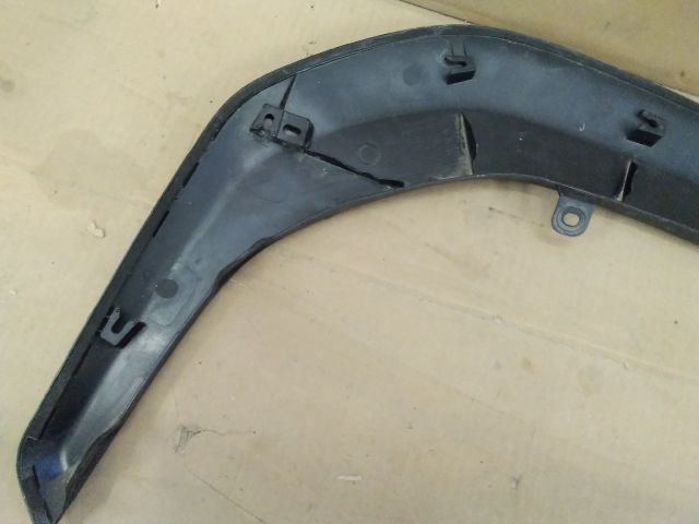 bontott TOYOTA YARIS CROSS Bal első Sárvédő Díszléc