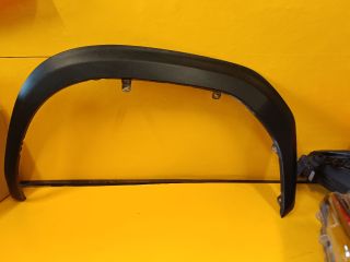 bontott TOYOTA YARIS CROSS Bal első Sárvédő Díszléc