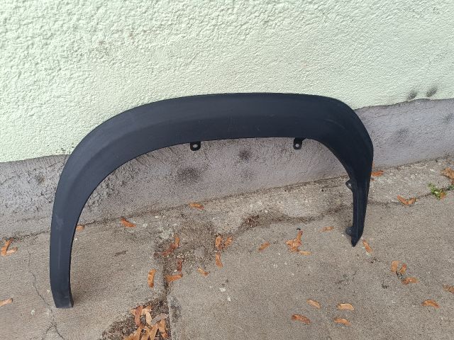 bontott TOYOTA YARIS CROSS Bal első Sárvédő Díszléc