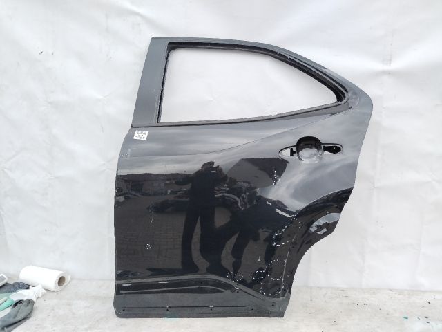 bontott TOYOTA YARIS CROSS Bal hátsó Ajtó (Üres lemez)