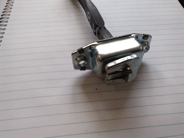 bontott TOYOTA YARIS CROSS Bal hátsó Ajtóhatároló