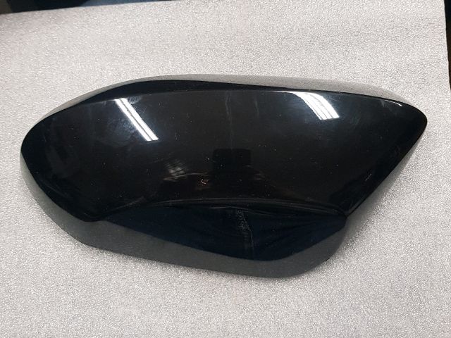 bontott TOYOTA YARIS CROSS Bal Visszapillantó Tükör Burkolat