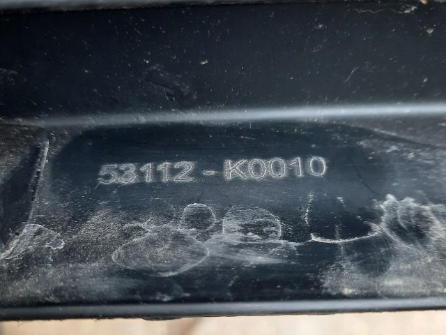 bontott TOYOTA YARIS CROSS Első Lökhárító Alsó Középső Díszrács