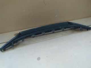 bontott TOYOTA YARIS CROSS Első Lökhárító Alsó Középső Díszrács