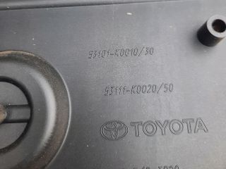 bontott TOYOTA YARIS CROSS Első Lökhárító Alsó Középső Díszrács