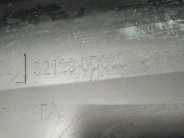 bontott TOYOTA YARIS CROSS Első Lökhárító Alsó (Műanyag)