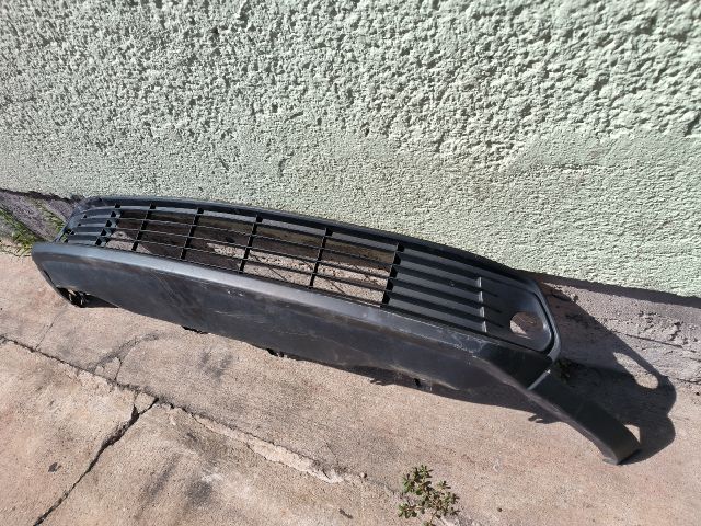 bontott TOYOTA YARIS CROSS Első Lökhárító Alsó (Műanyag)