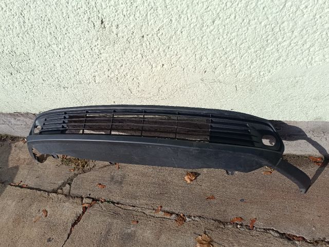 bontott TOYOTA YARIS CROSS Első Lökhárító Alsó (Műanyag)