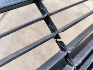 bontott TOYOTA YARIS CROSS Első Lökhárító Alsó (Műanyag)