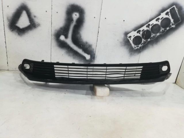 bontott TOYOTA YARIS CROSS Első Lökhárító Légterelő