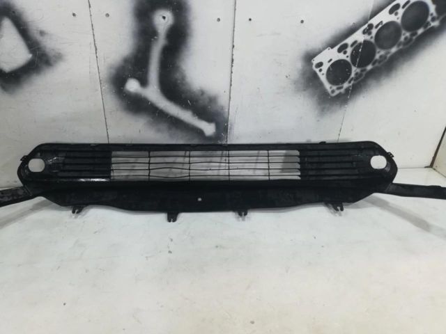 bontott TOYOTA YARIS CROSS Első Lökhárító Légterelő