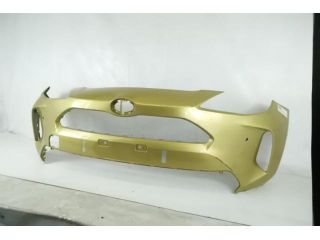 bontott TOYOTA YARIS CROSS Első Lökhárító (Részeivel)