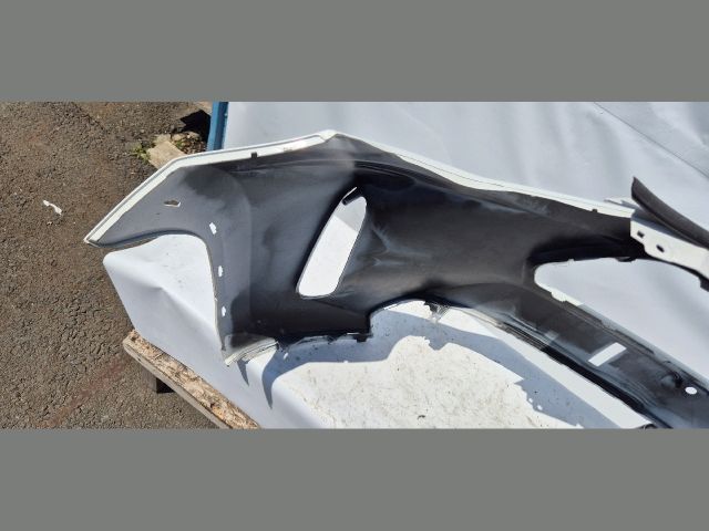 bontott TOYOTA YARIS CROSS Első Lökhárító (Üresen)