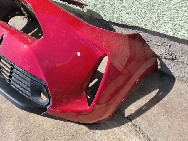 bontott TOYOTA YARIS CROSS Első Lökhárító (Üresen)