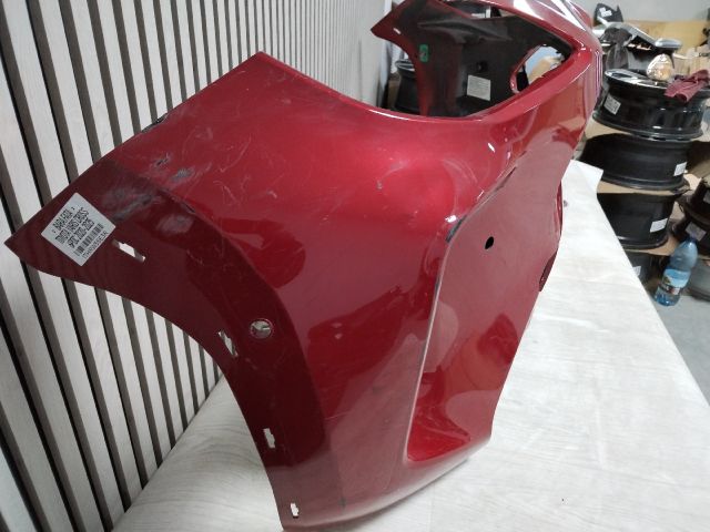 bontott TOYOTA YARIS CROSS Első Lökhárító (Üresen)