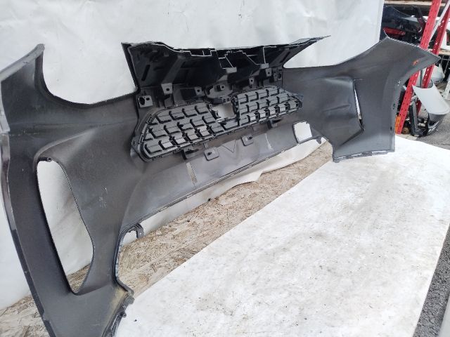 bontott TOYOTA YARIS CROSS Első Lökhárító (Üresen)