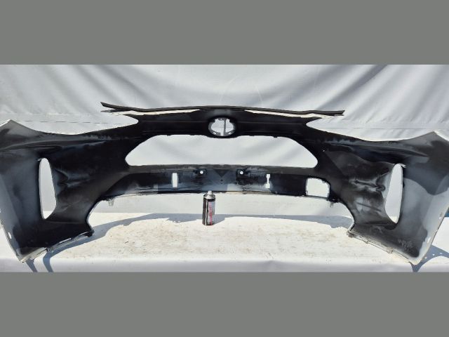 bontott TOYOTA YARIS CROSS Első Lökhárító (Üresen)