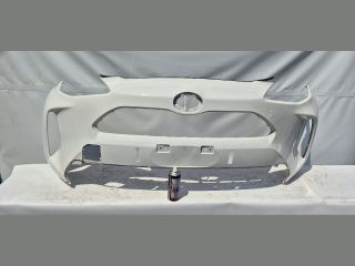 bontott TOYOTA YARIS CROSS Első Lökhárító (Üresen)