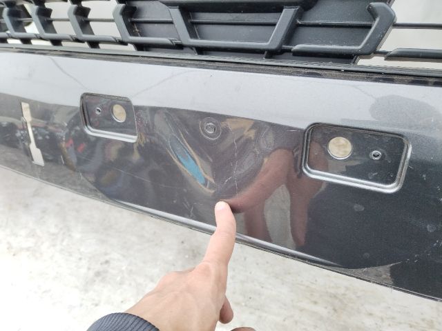 bontott TOYOTA YARIS CROSS Első Lökhárító (Üresen)