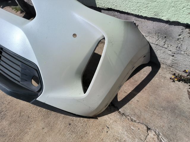 bontott TOYOTA YARIS CROSS Első Lökhárító (Üresen)