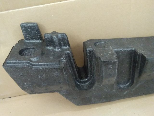 bontott TOYOTA YARIS CROSS Első Lökhárító Ütközés Elnyelő Hab