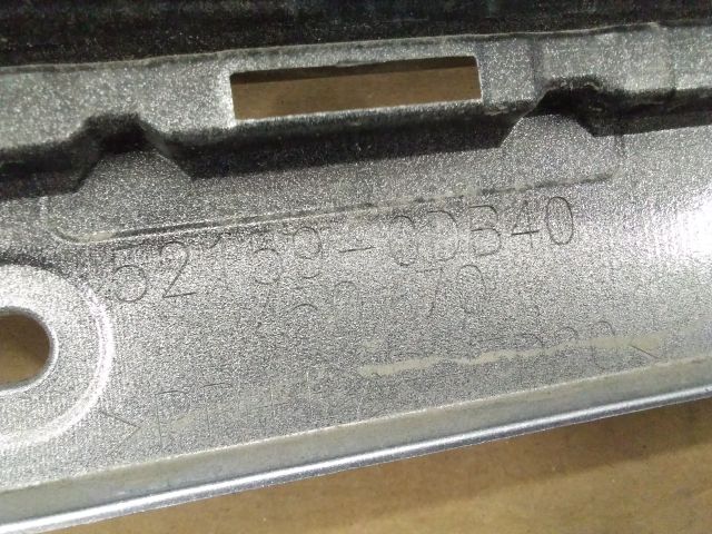 bontott TOYOTA YARIS CROSS Hátsó Lökhárító Felső