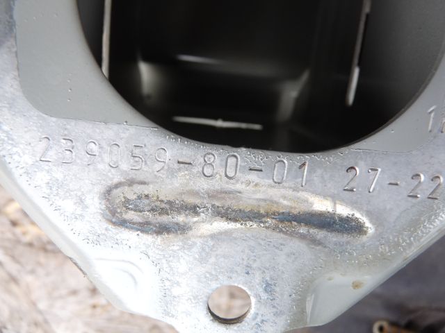 bontott TOYOTA YARIS CROSS Hátsó Lökhárító Merevítő (Fém)