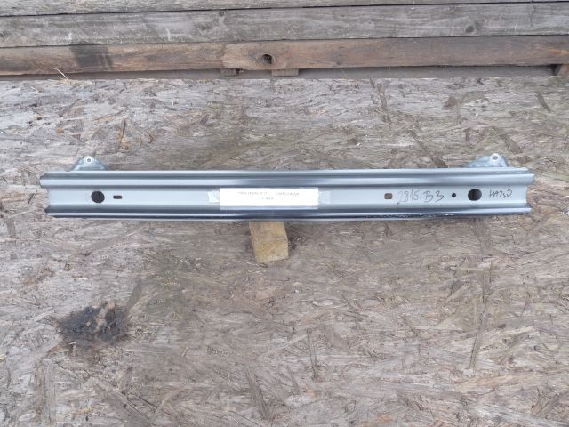 bontott TOYOTA YARIS CROSS Hátsó Lökhárító Merevítő (Fém)