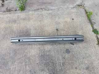 bontott TOYOTA YARIS CROSS Hátsó Lökhárító Merevítő (Fém)