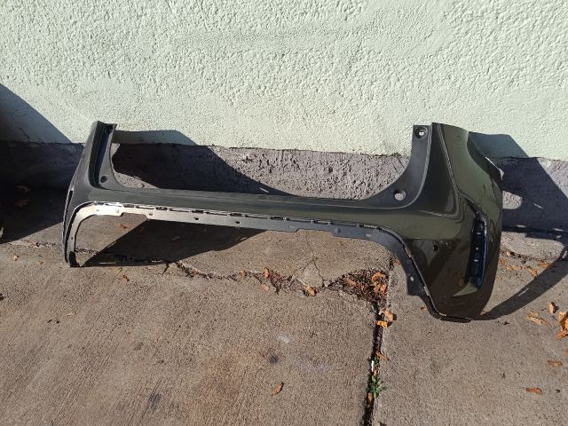 bontott TOYOTA YARIS CROSS Hátsó Lökhárító (Részeivel)