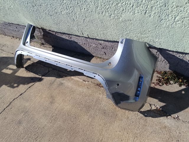 bontott TOYOTA YARIS CROSS Hátsó Lökhárító (Részeivel)