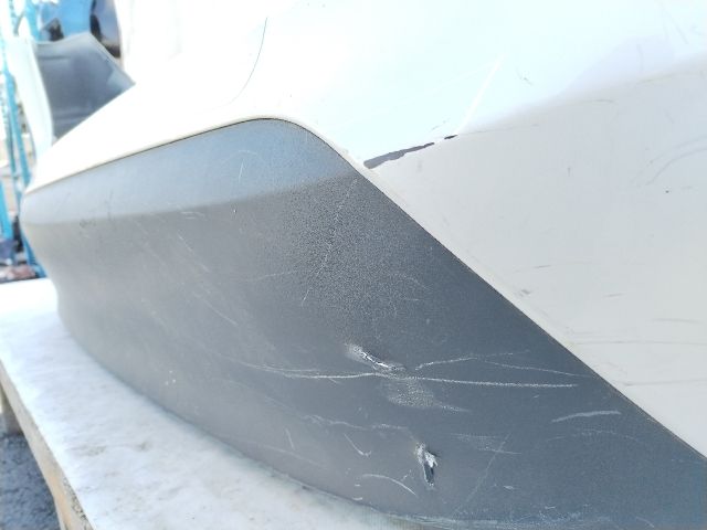 bontott TOYOTA YARIS CROSS Hátsó Lökhárító (Üresen)