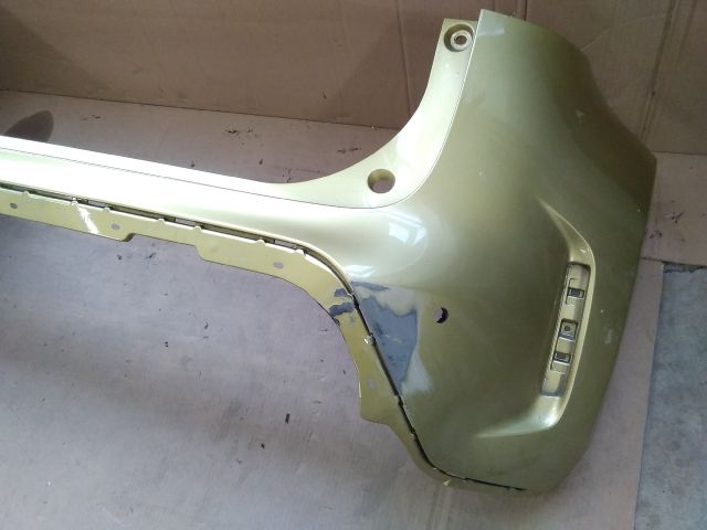 bontott TOYOTA YARIS CROSS Hátsó Lökhárító (Üresen)