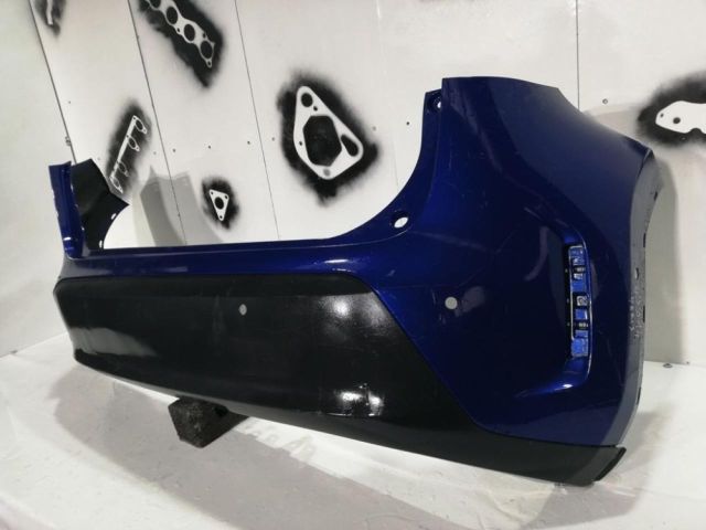 bontott TOYOTA YARIS CROSS Hátsó Lökhárító (Üresen)