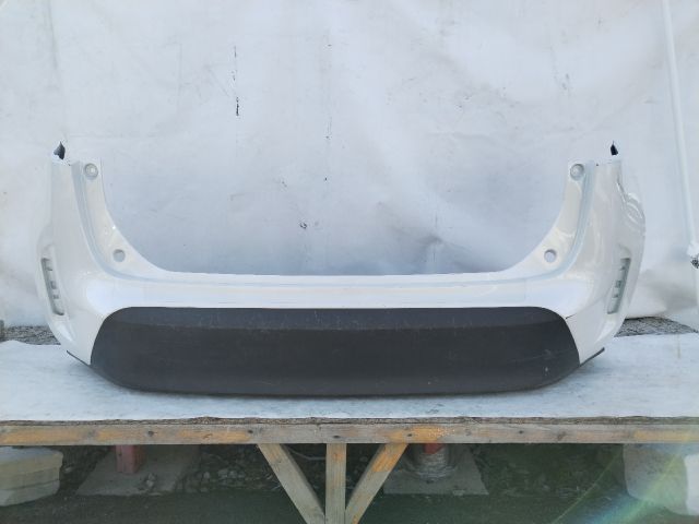 bontott TOYOTA YARIS CROSS Hátsó Lökhárító (Üresen)