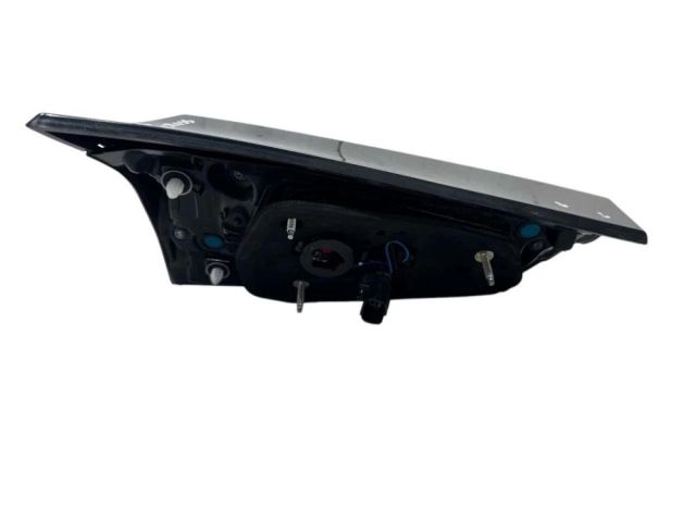 bontott TOYOTA YARIS CROSS Jobb Belső Hátsó Lámpa