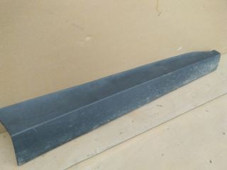 bontott TOYOTA YARIS CROSS Jobb első Ajtó Díszléc