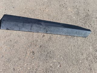 bontott TOYOTA YARIS CROSS Jobb első Ajtó Díszléc