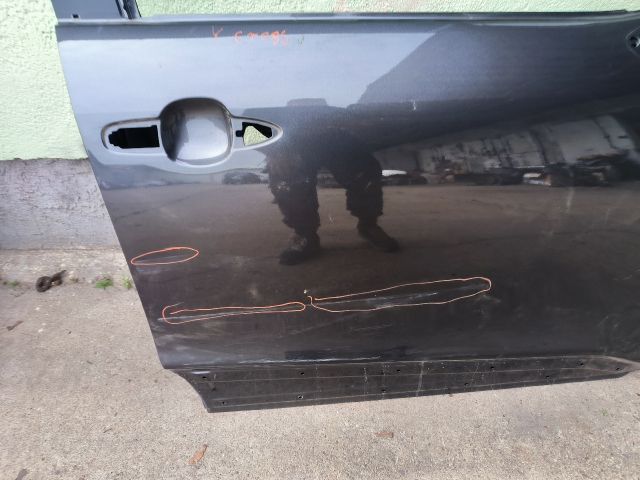 bontott TOYOTA YARIS CROSS Jobb első Ajtó (Részeivel)