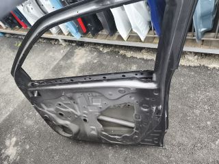 bontott TOYOTA YARIS CROSS Jobb első Ajtó (Üres lemez)