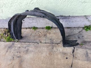 bontott TOYOTA YARIS CROSS Jobb első Dobbetét (Kerékjárati, Műanyag)