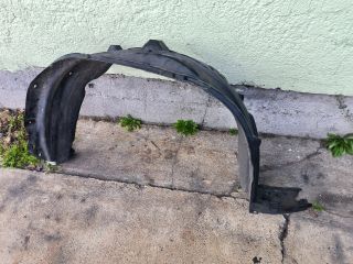 bontott TOYOTA YARIS CROSS Jobb első Dobbetét (Kerékjárati, Műanyag)