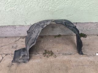 bontott TOYOTA YARIS CROSS Jobb első Dobbetét (Kerékjárati, Műanyag)