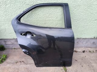 bontott TOYOTA YARIS CROSS Jobb hátsó Ajtó (Részeivel)