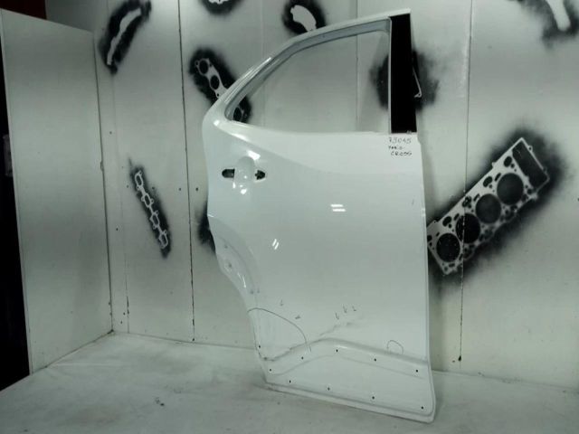 bontott TOYOTA YARIS CROSS Jobb hátsó Ajtó (Üres lemez)