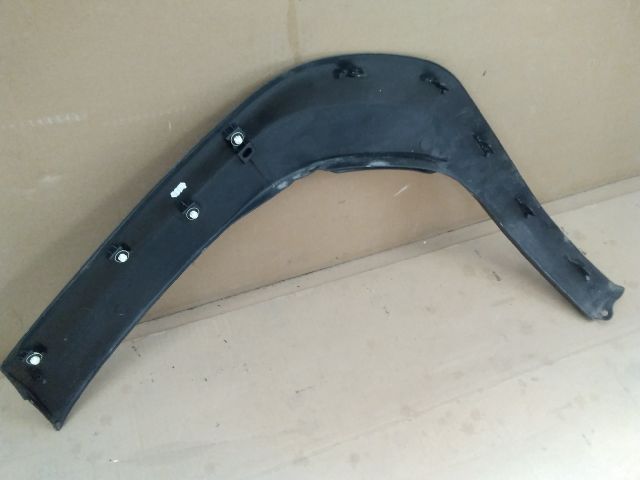 bontott TOYOTA YARIS CROSS Jobb hátsó Sárvédő Díszléc