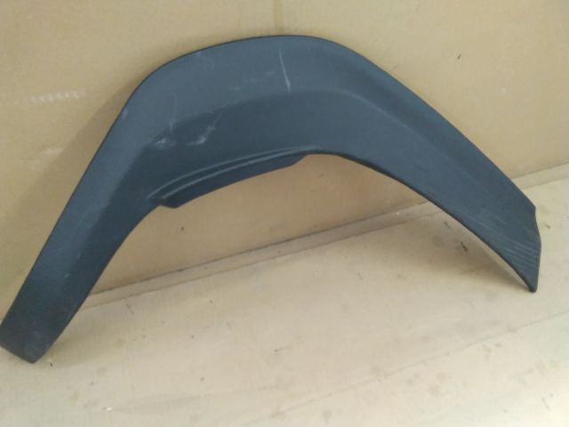 bontott TOYOTA YARIS CROSS Jobb hátsó Sárvédő Díszléc