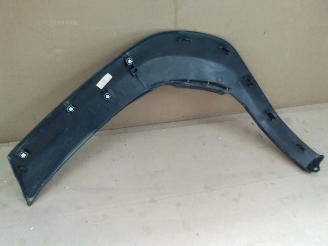 bontott TOYOTA YARIS CROSS Jobb hátsó Sárvédő Díszléc